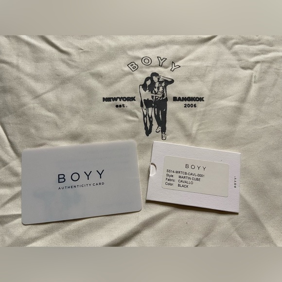 BOYY MARTIN CUBE BAG IN BLACK LEATHER - Picture 11 of 11